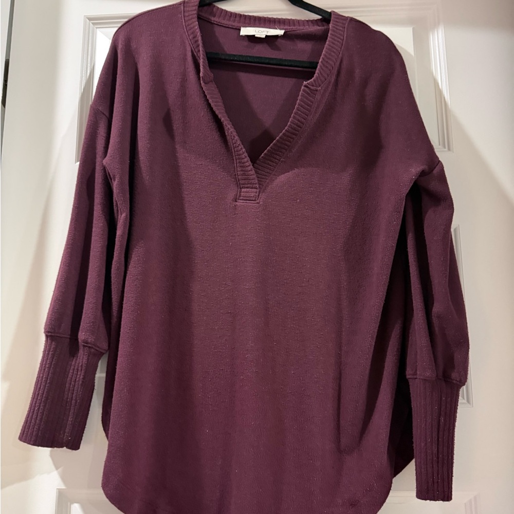 LOFT Women's V-Neck Sweater in Burgundy